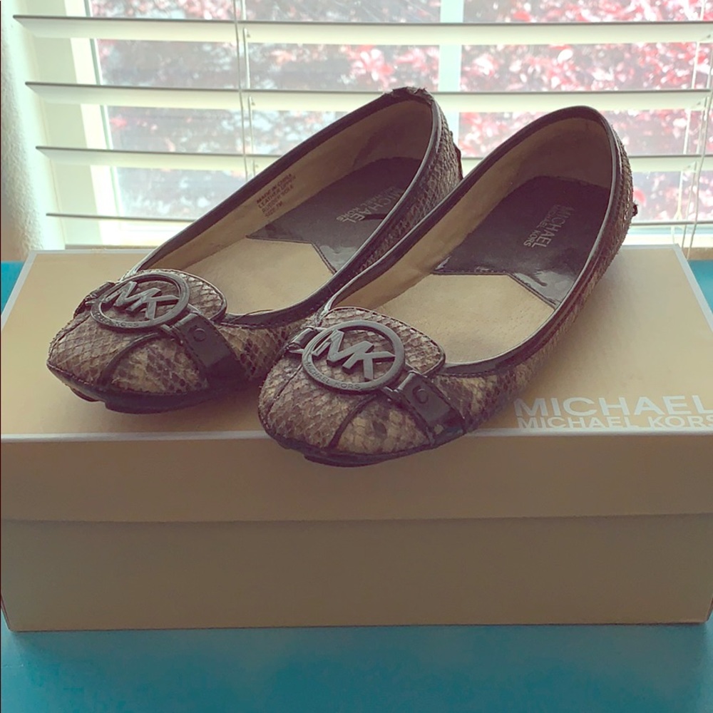 Michael Kors ballet flats